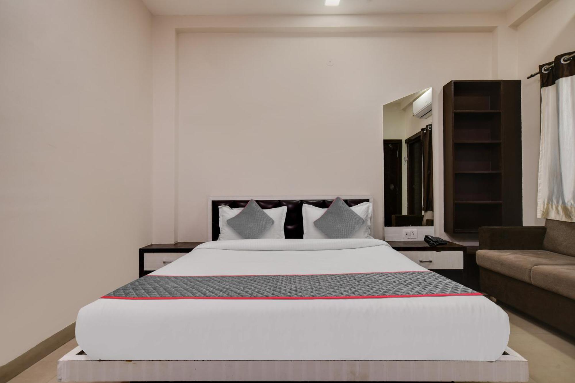 Townhouse Prime Stay Indaur Kültér fotó